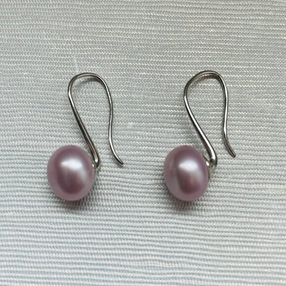Elegant Silver and Purple Pearl Earrings - Picture 2 of 4